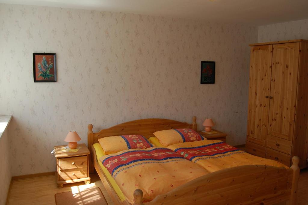 Weingut Klein-Goetz Hotel Bruttig-Fankel Room photo
